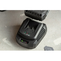 Nabíječka na akumulátory Energy + GRAPHITE 58G002