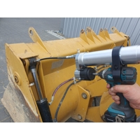 Mazací pistole BJC 400 cm³ na aku šroubovák – M78061
