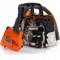 Benzinová řetězová pila DEMON CS-58T – M831342N (3 HP, 38 cm)
